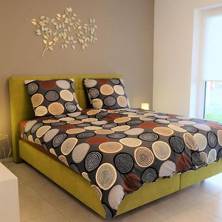 Family + Friends Apartment Ferienwohnung 랜스바크베음바크 외부 사진