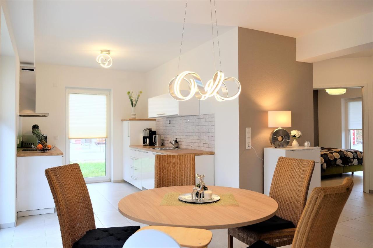 Family + Friends Apartment Ferienwohnung 랜스바크베음바크 외부 사진